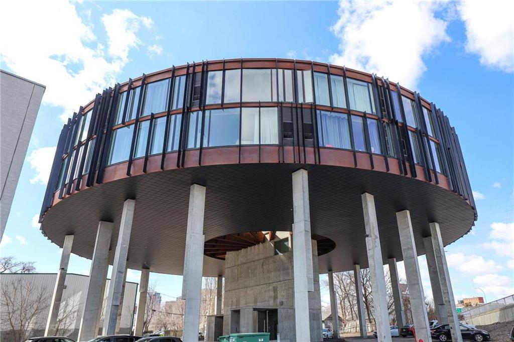 Photo 1 of 202 540 Waterfront Drive, Winnipeg MB