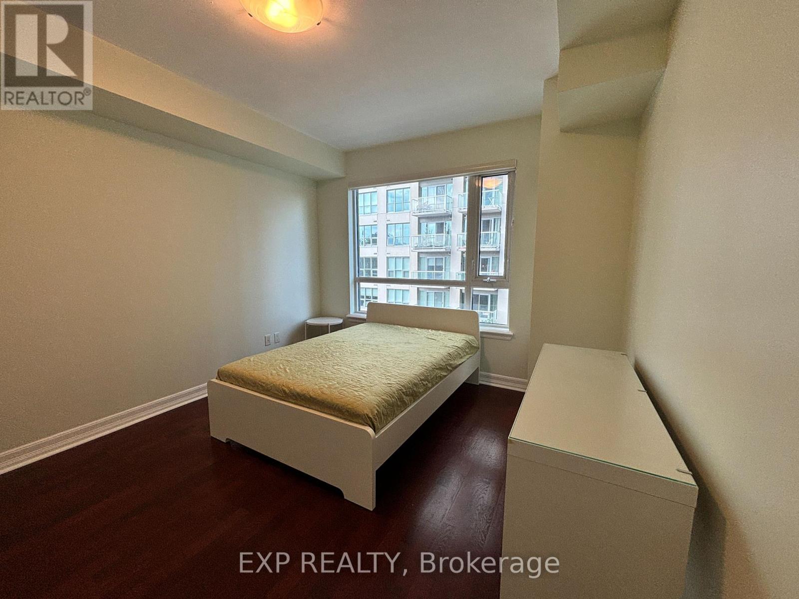 Photo 11 of 606 200 Besserer Street, Ottawa ON