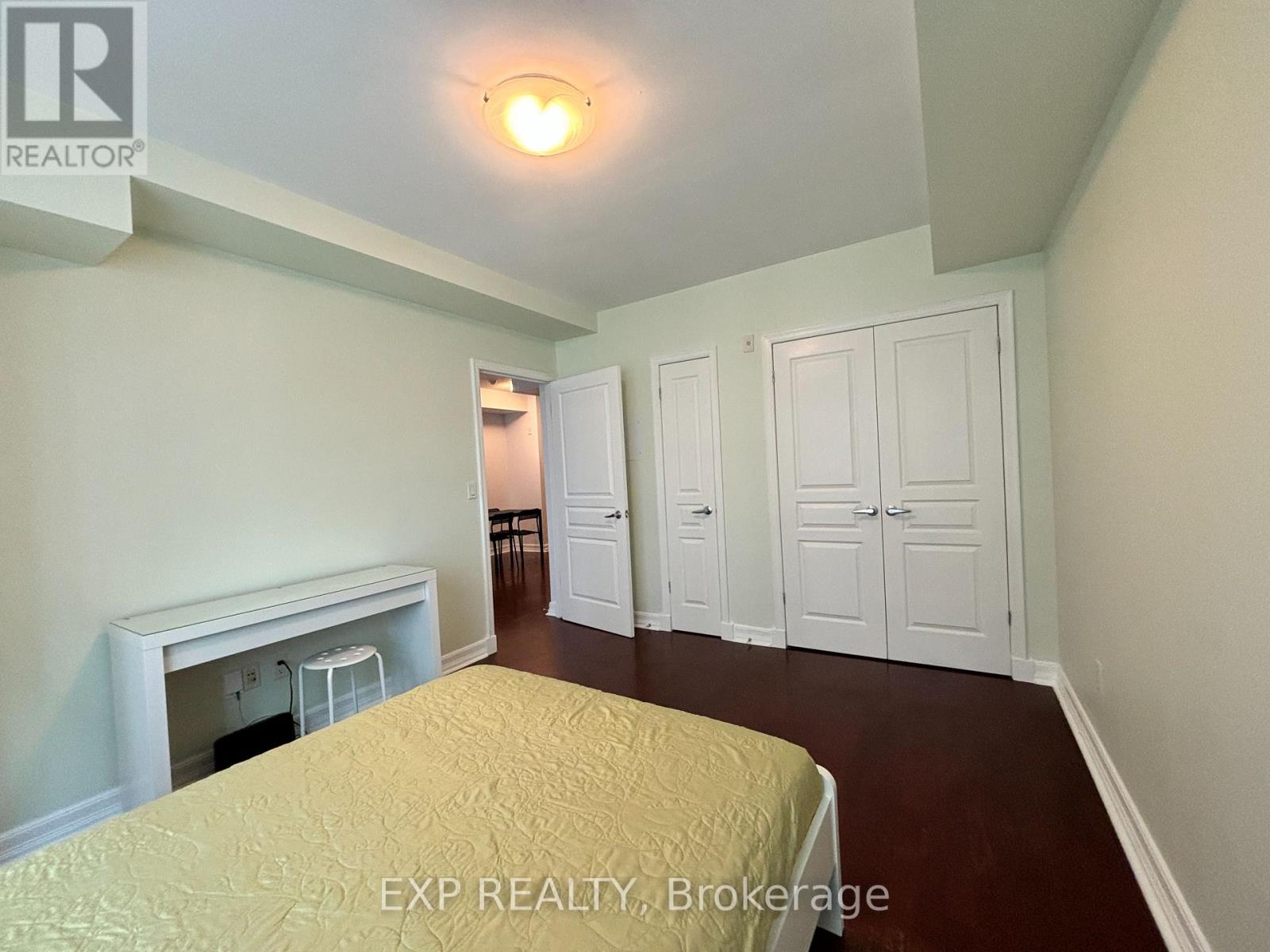 Photo 13 of 606 200 Besserer Street, Ottawa ON