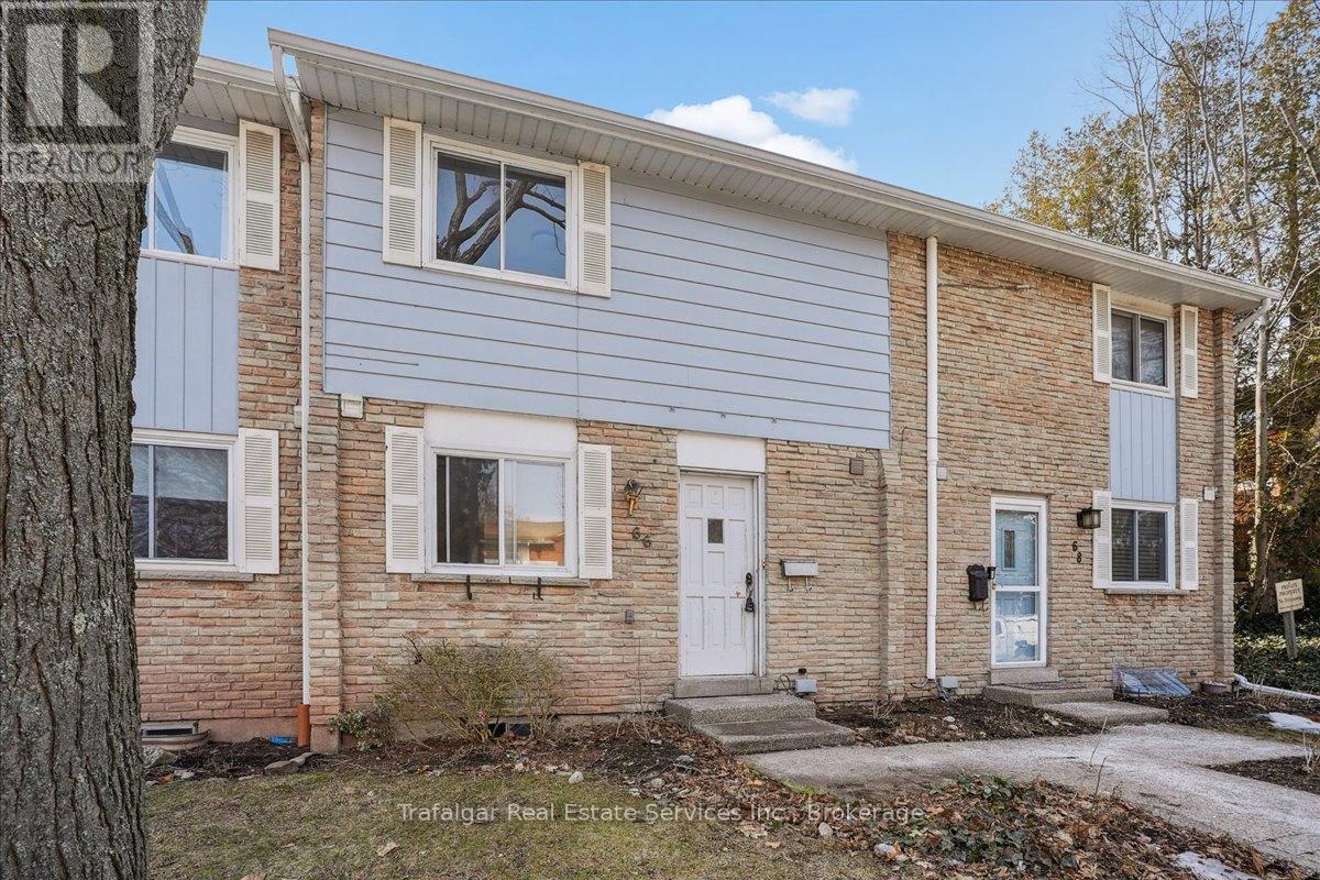 Photo 5 of 66 Worthington Drive, Oakville ON