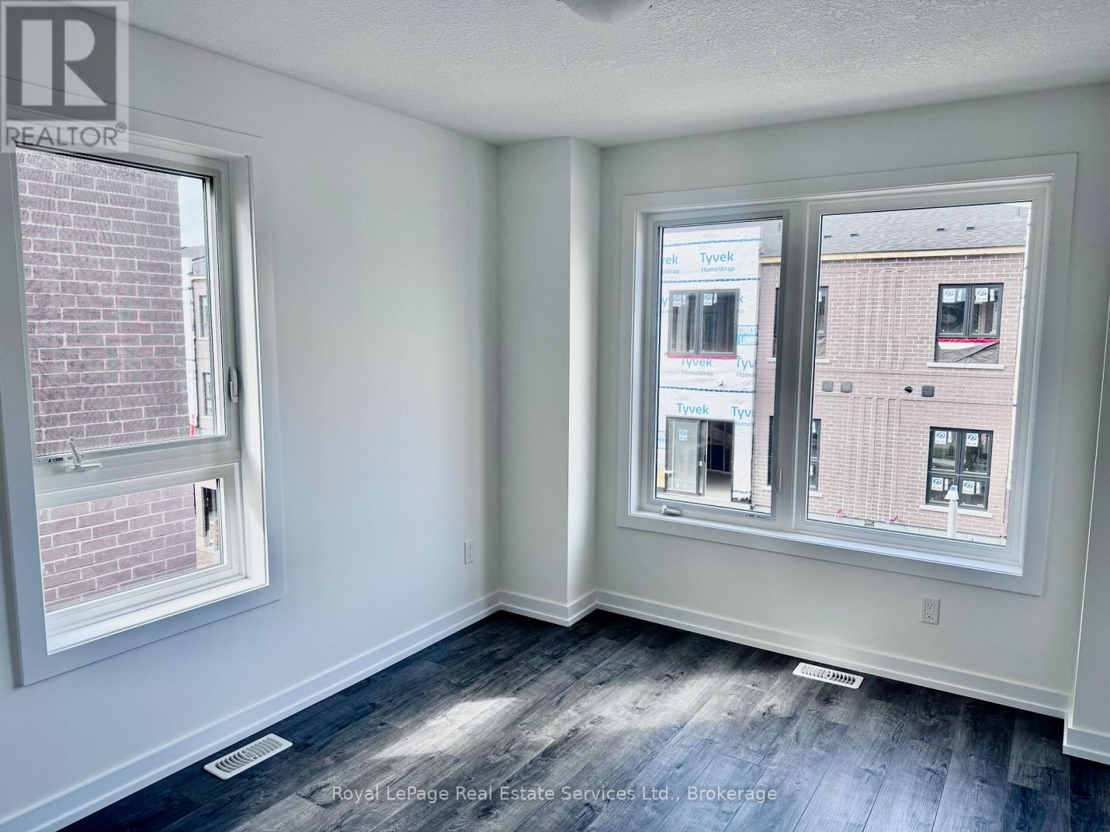 Photo 10 of 235 Burke Street, Hamilton ON