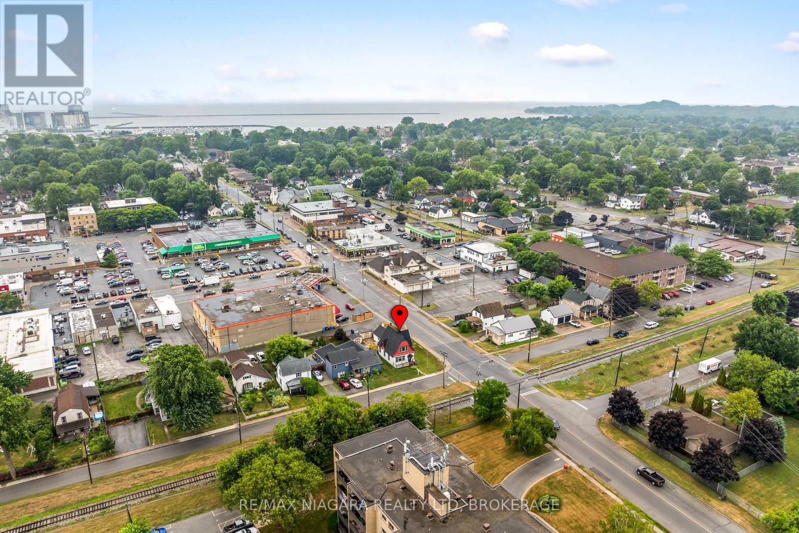 Photo 30 of 44 Park Street, Port Colborne ON