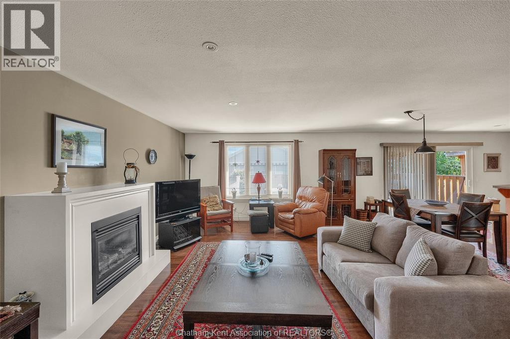Photo 27 of 3 Schooner Court, Chatham ON