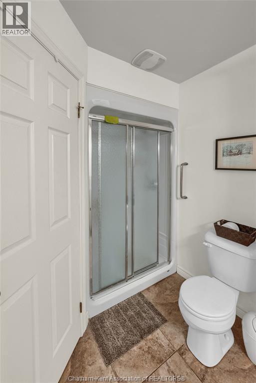 Photo 38 of 3 Schooner Court, Chatham ON