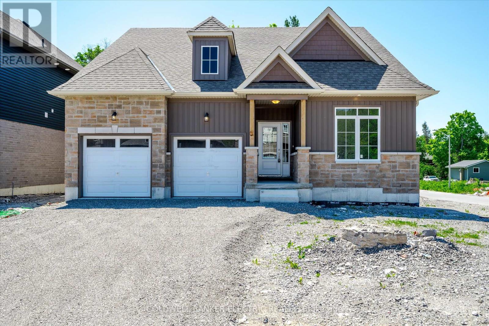 Photo 37 of 3 Hillcroft Way, Kawartha Lakes ON