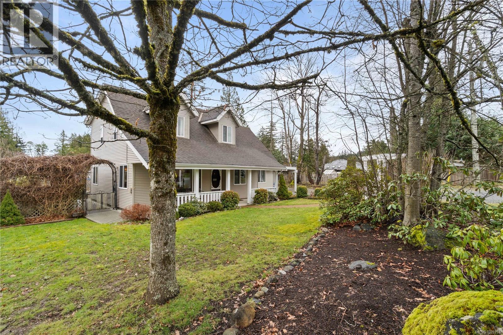 Photo 2 of 2234 Neil Dr, Nanaimo BC