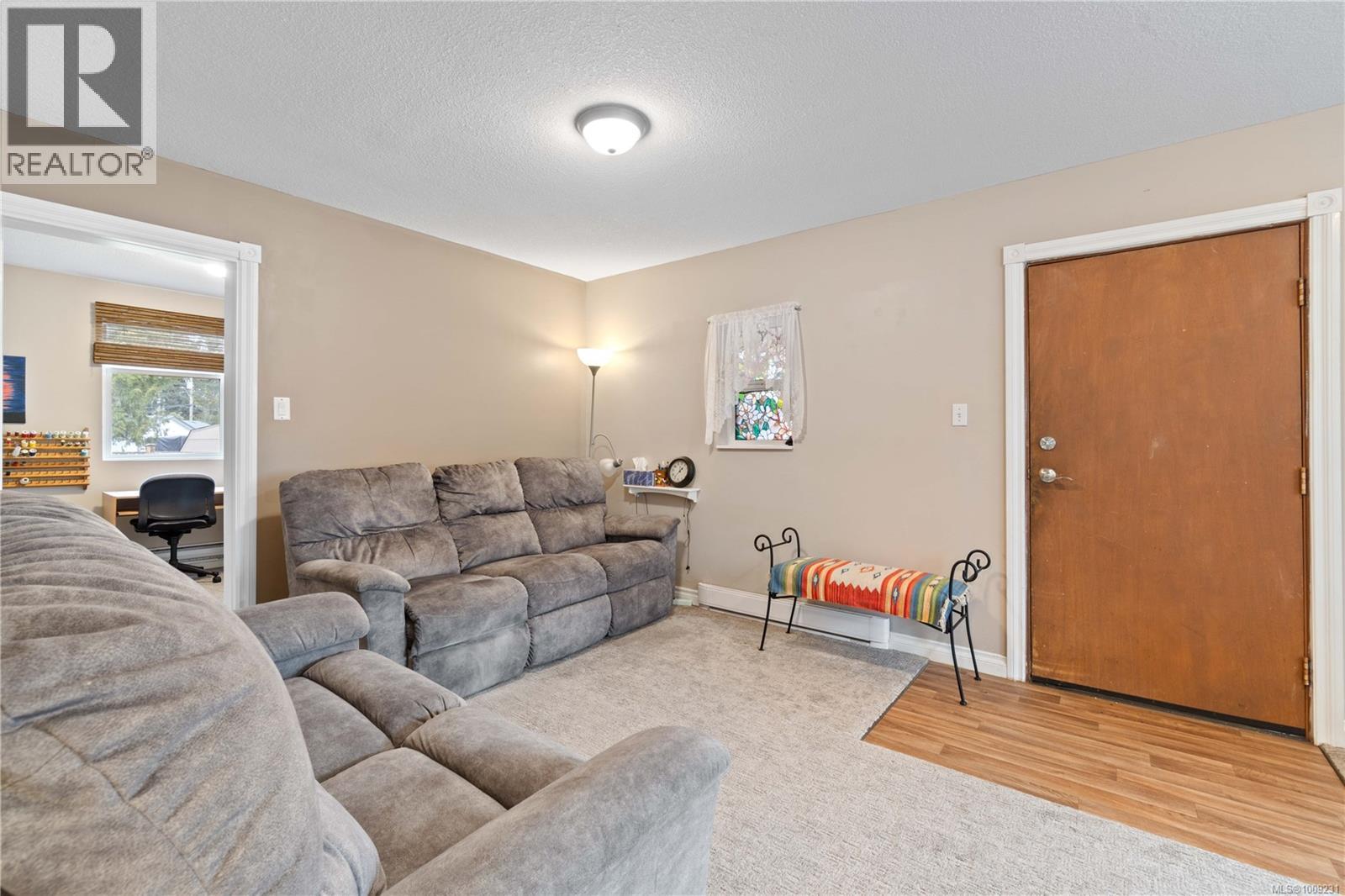 Photo 20 of 2234 Neil Dr, Nanaimo BC