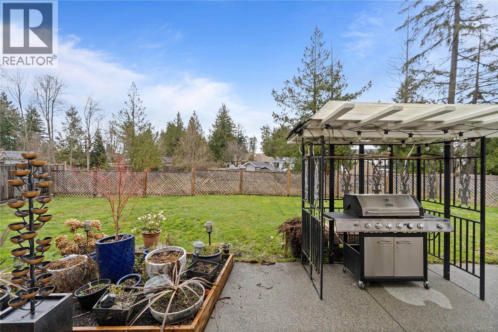 Photo 42 of 2234 Neil Dr, Nanaimo BC