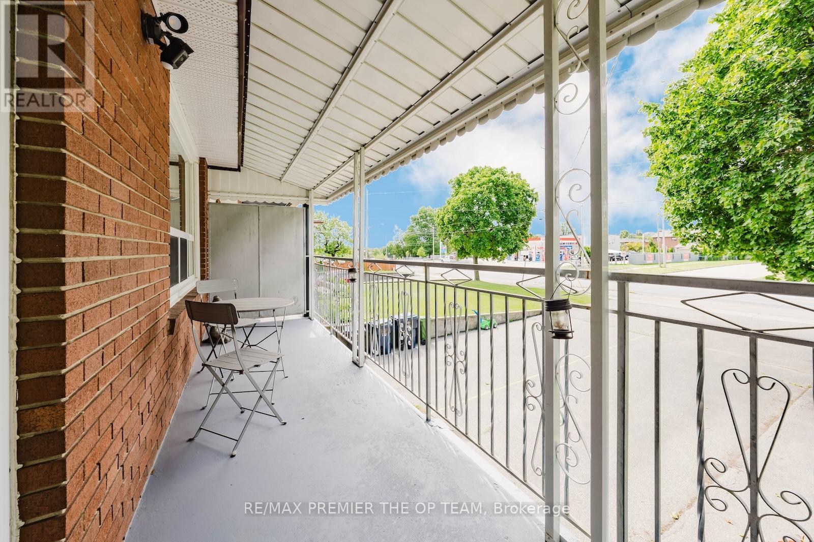 Photo 5 of 2939 Islington Avenue, Toronto ON