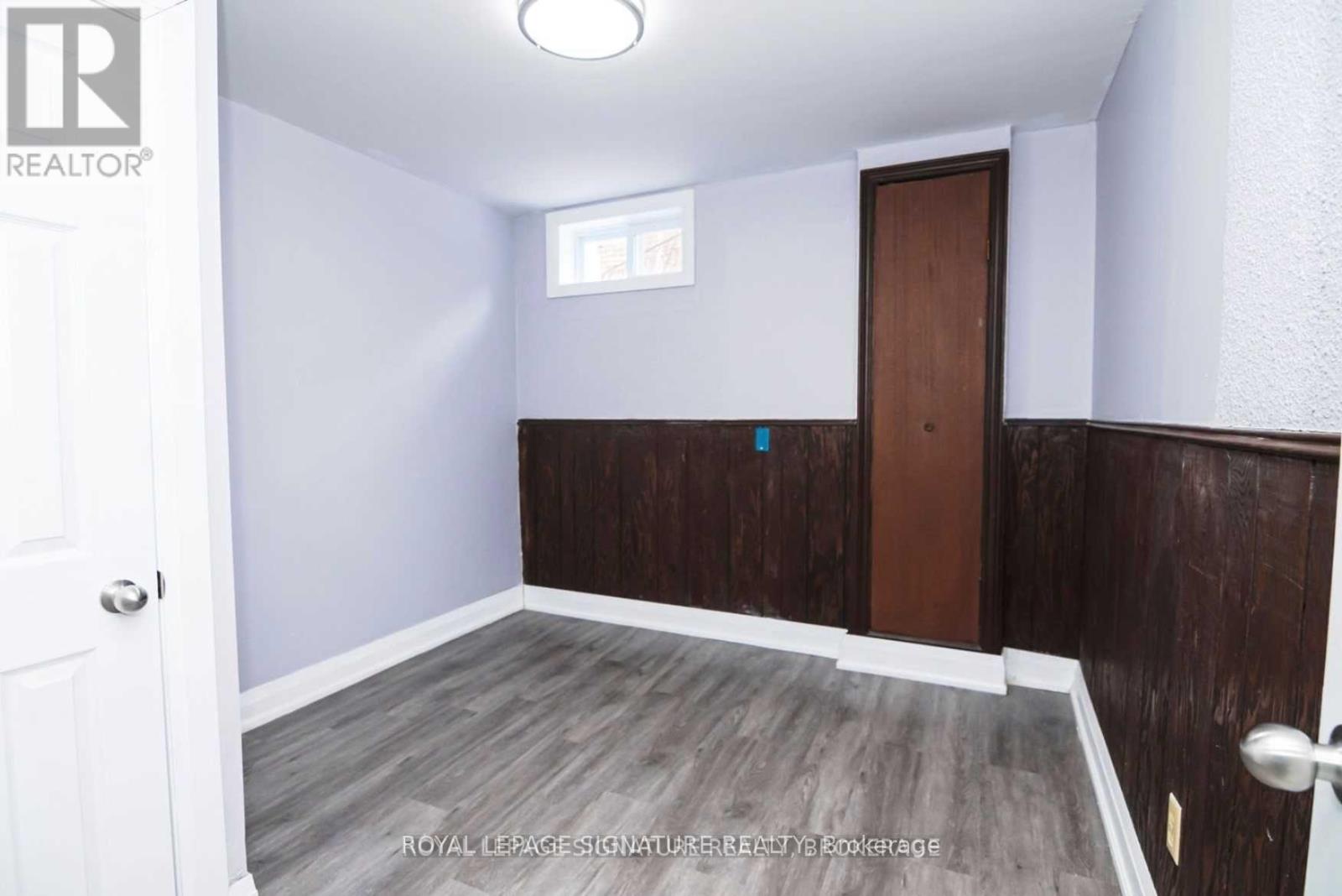 Photo 8 of 827 Stainton Drive, Mississauga ON