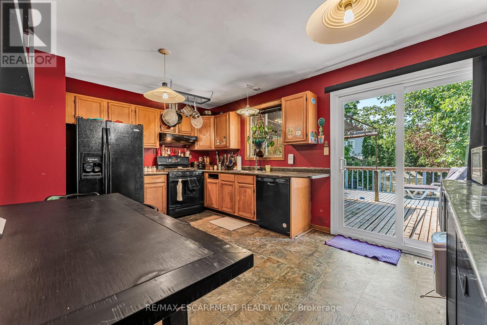 Photo 37 of 40 Wade Road, West Lincoln ON