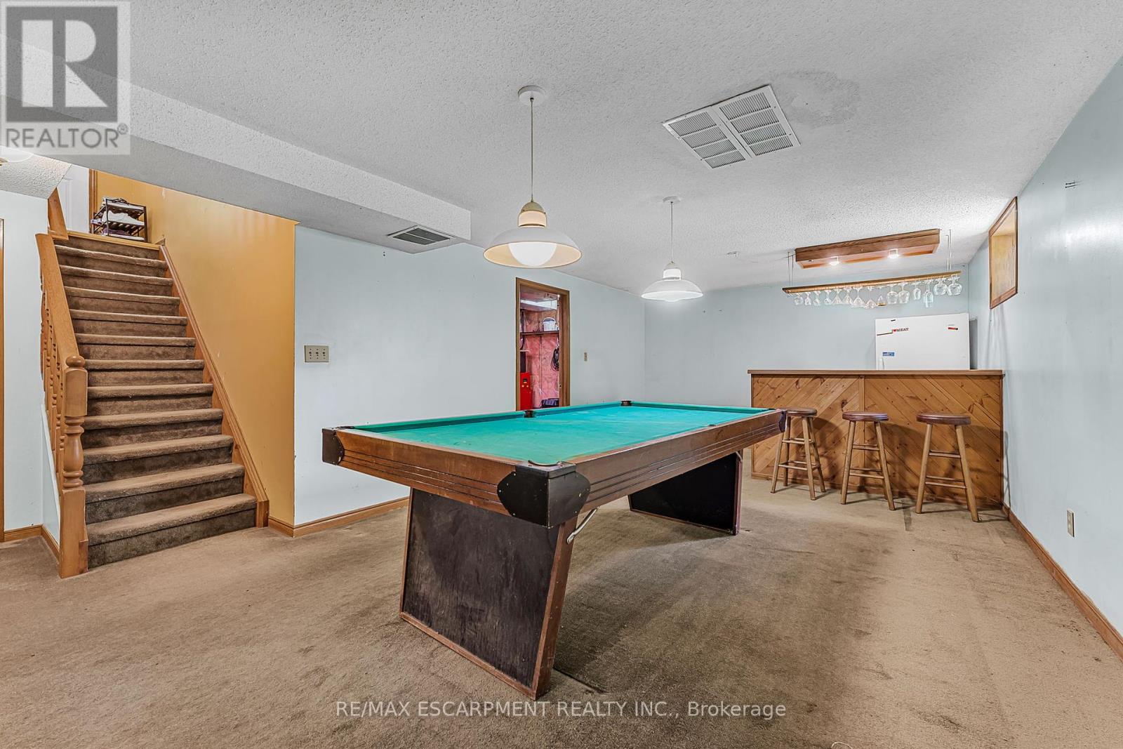 Photo 9 of 40 Wade Road, West Lincoln ON