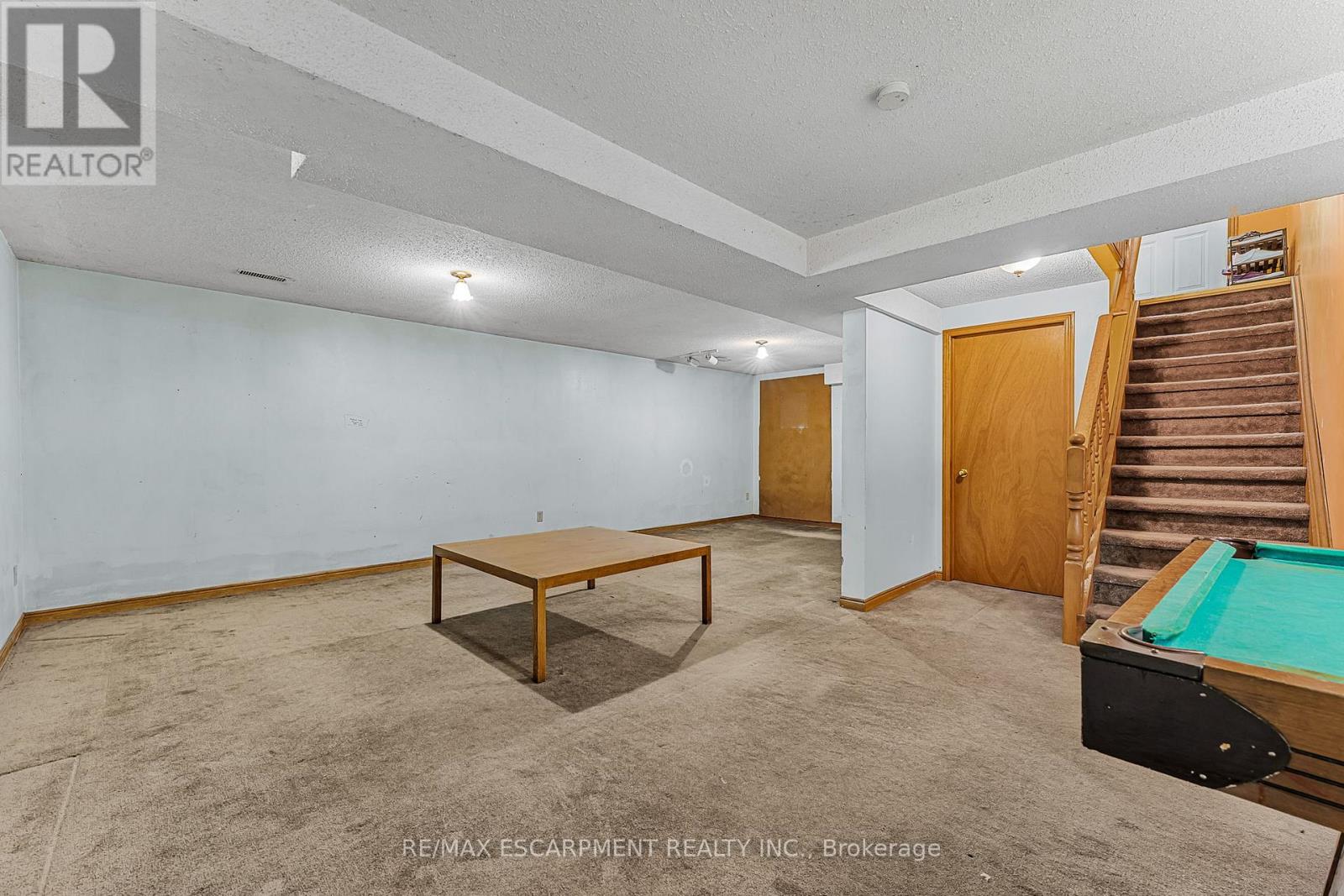 Photo 18 of 40 Wade Road, West Lincoln ON