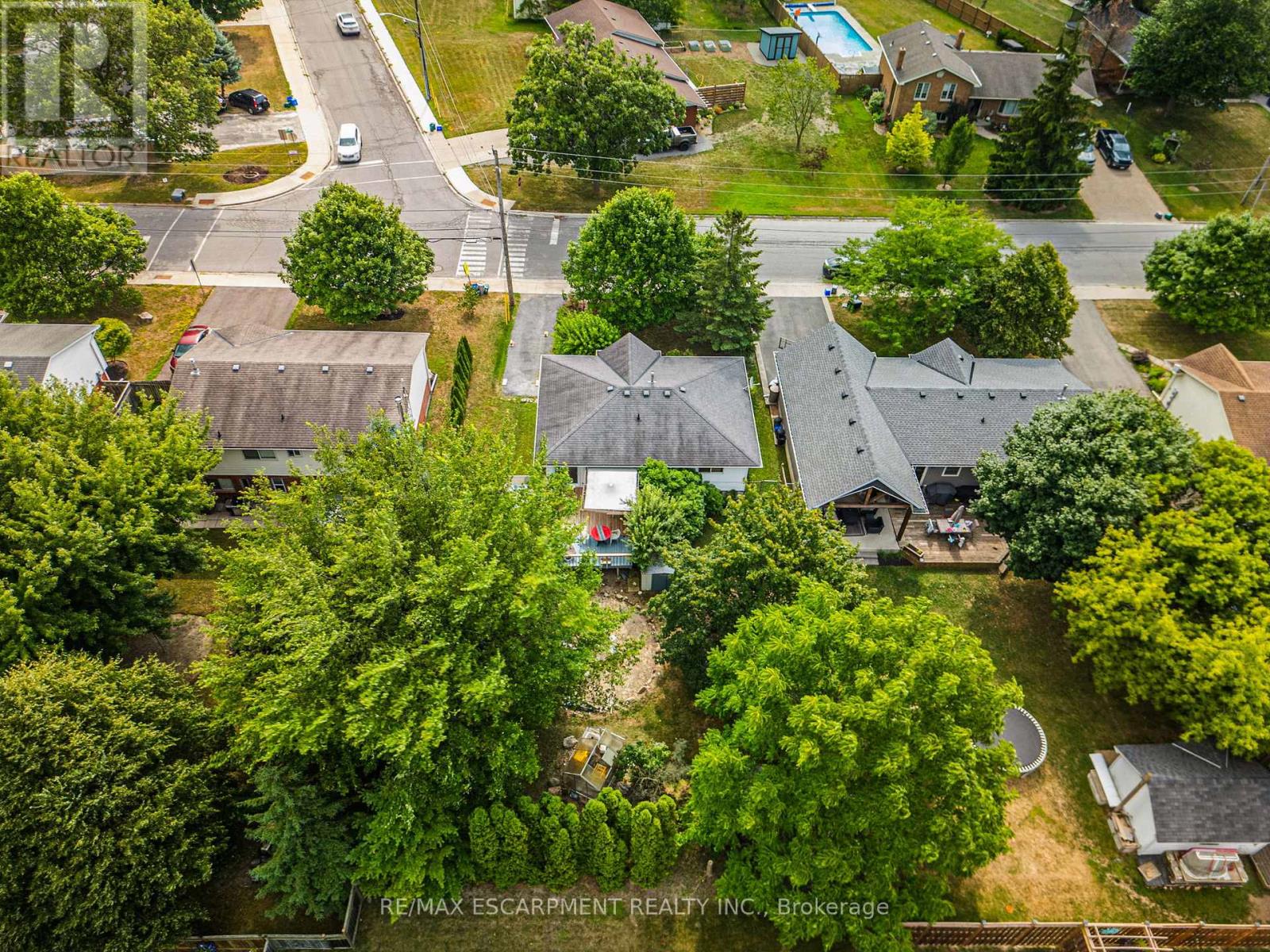 Photo 26 of 40 Wade Road, West Lincoln ON