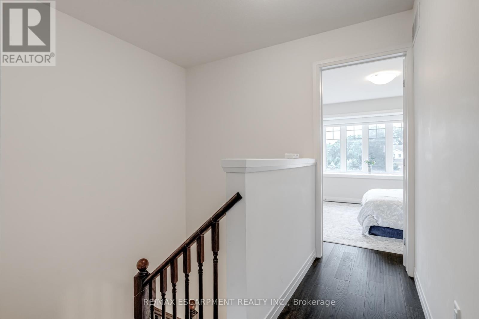 Photo 18 of 13 Pringle Lane, Hamilton ON