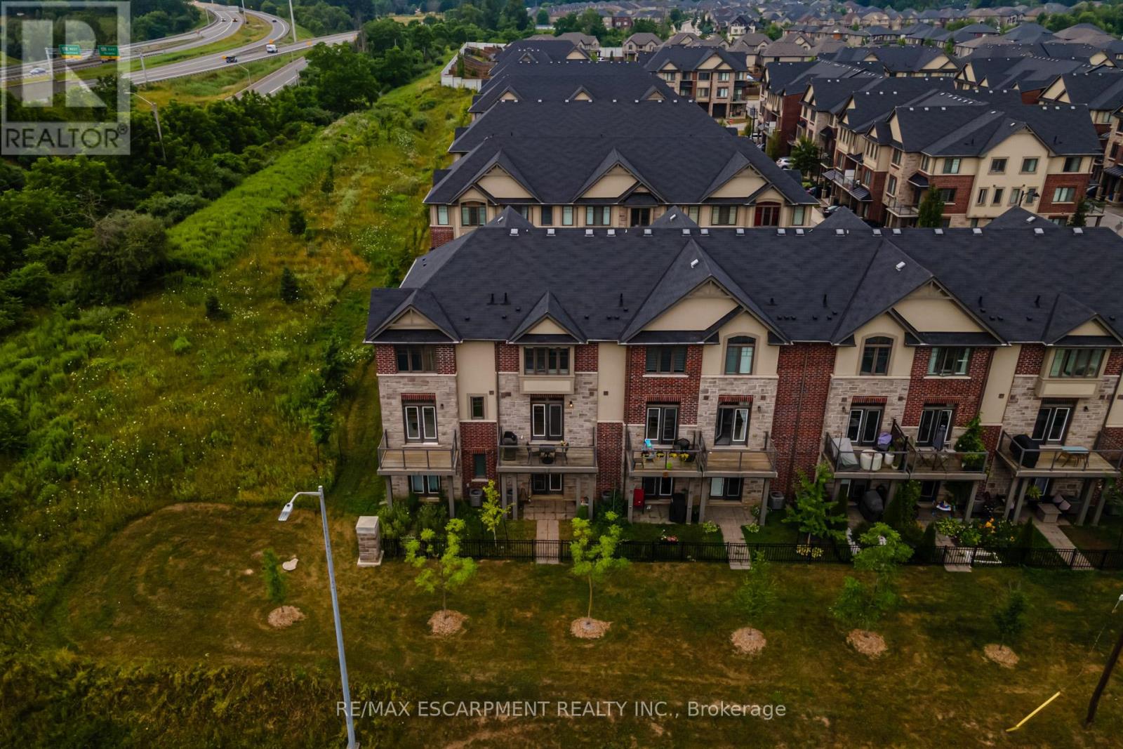 Photo 24 of 13 Pringle Lane, Hamilton ON