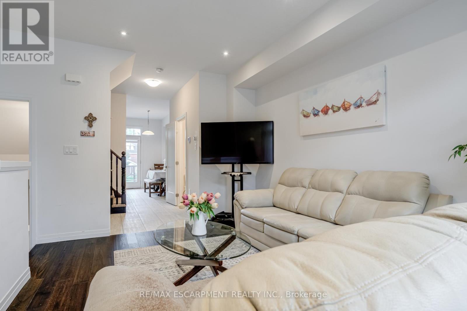 Photo 20 of 13 Pringle Lane, Hamilton ON