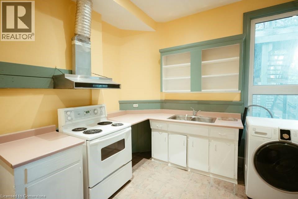 Photo 15 of 122 Robinson Street, Hamilton ON