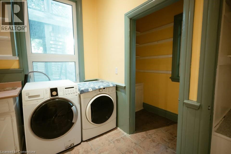 Photo 16 of 122 Robinson Street, Hamilton ON