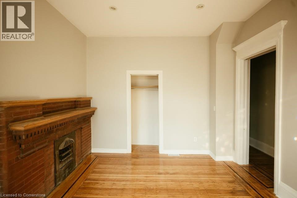 Photo 5 of 122 Robinson Street, Hamilton ON