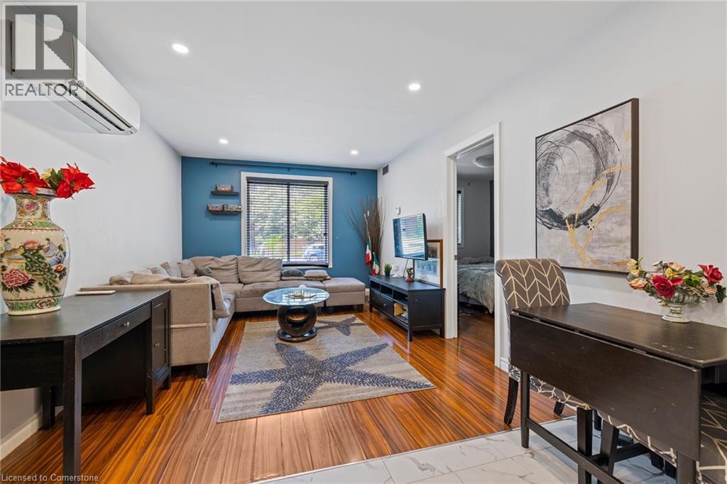 Photo 7 of 28 Victoria Avenue N Unit 104, Hamilton ON