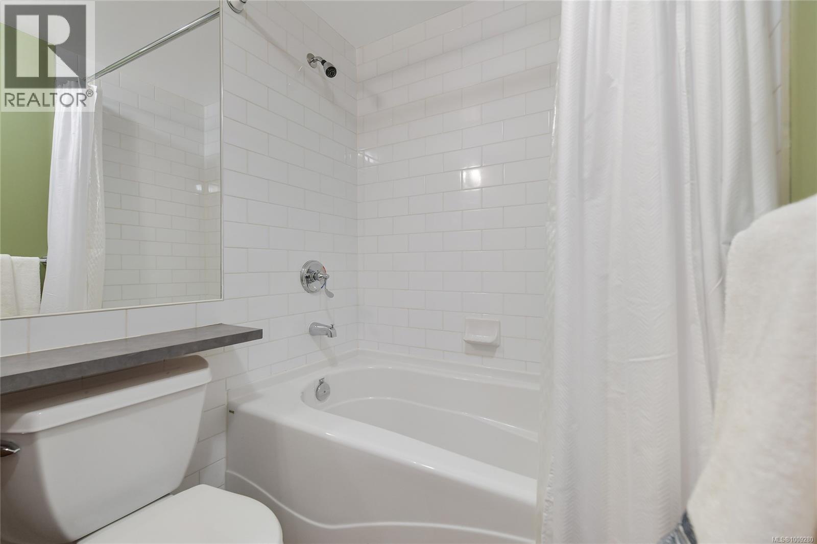 Photo 12 of 513 409 Swift St, Victoria BC