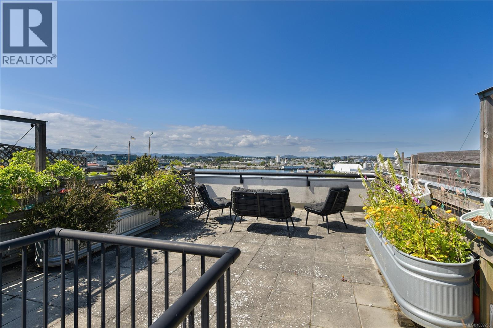 Photo 32 of 513 409 Swift St, Victoria BC