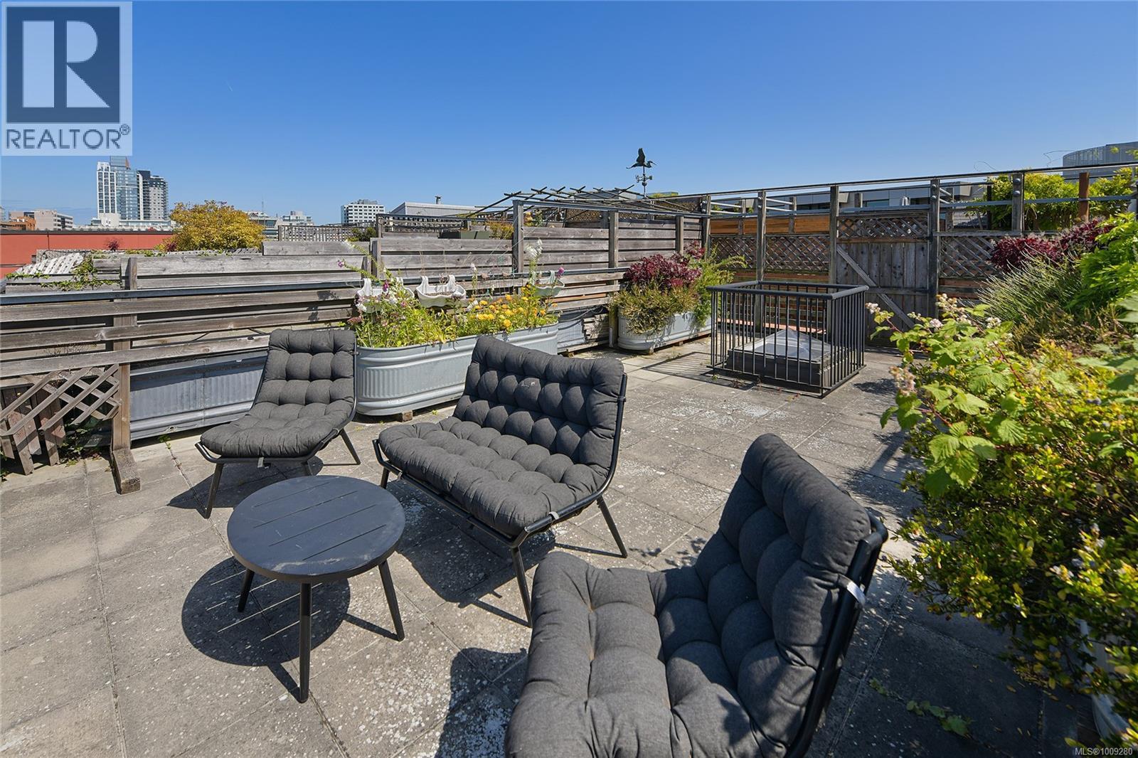 Photo 5 of 513 409 Swift St, Victoria BC