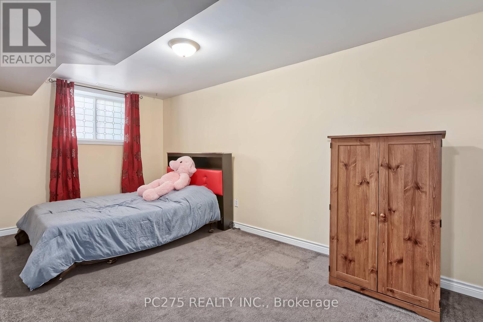 Photo 1 of 402 Chestnut Street, St Thomas ON