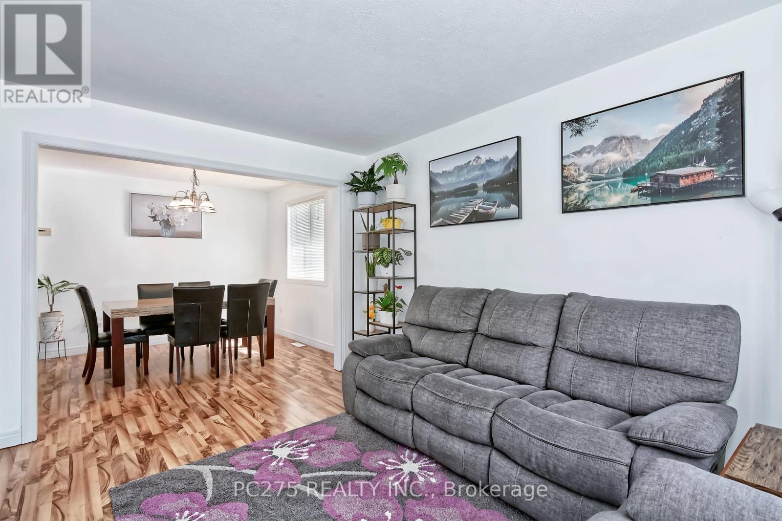 Photo 5 of 402 Chestnut Street, St Thomas ON