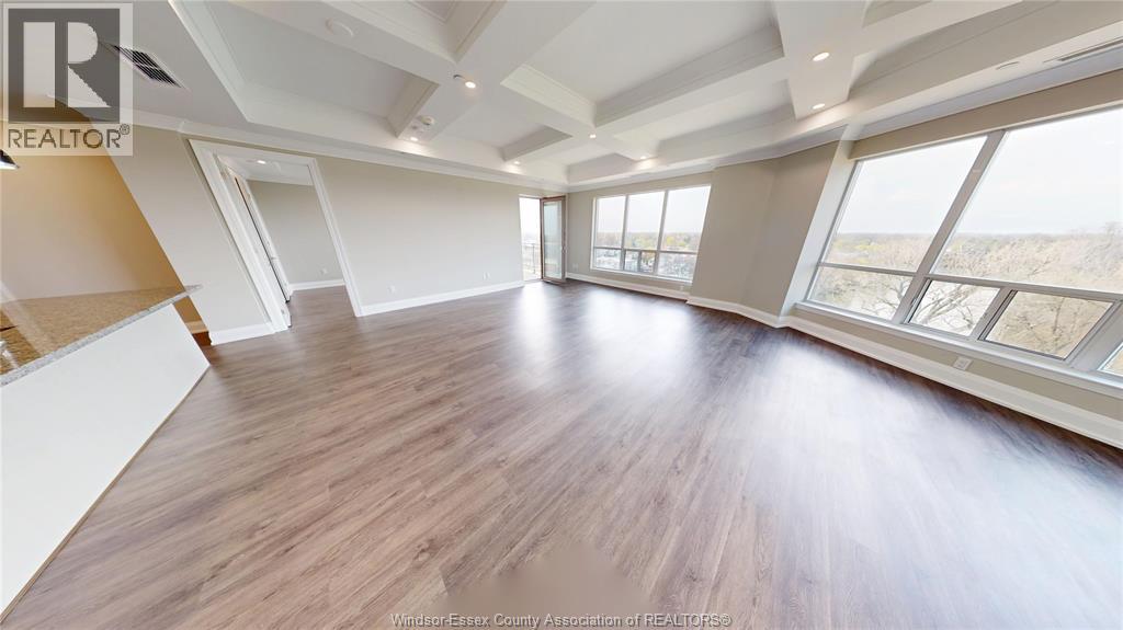 Photo 5 of 121 King Street Unit 607, Chatham ON