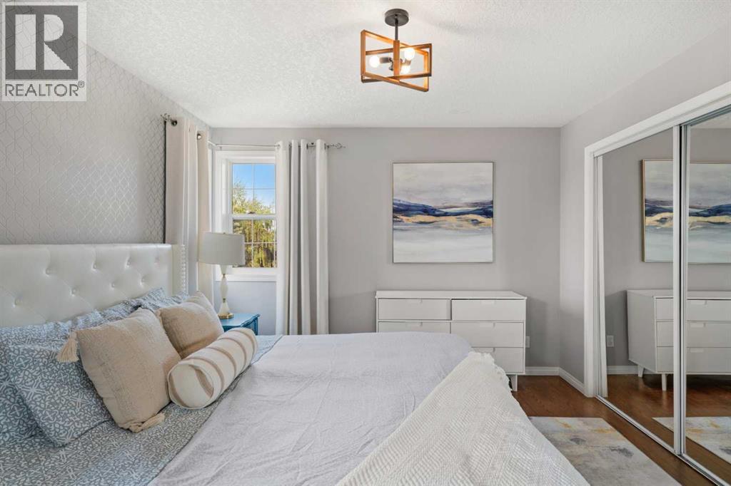 Single Family House for Sale in  Sierra Nevada Green SW Signal Hill Calgary 