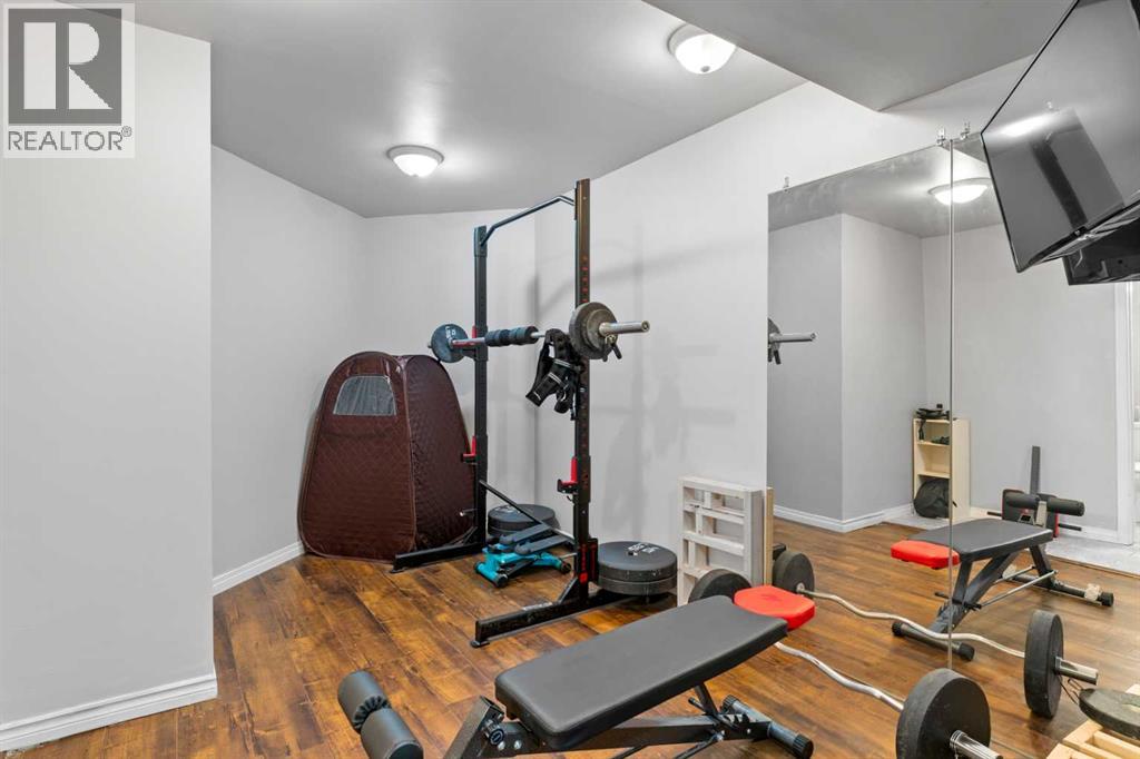 Single Family House for Sale in  Sierra Nevada Green SW Signal Hill Calgary 
