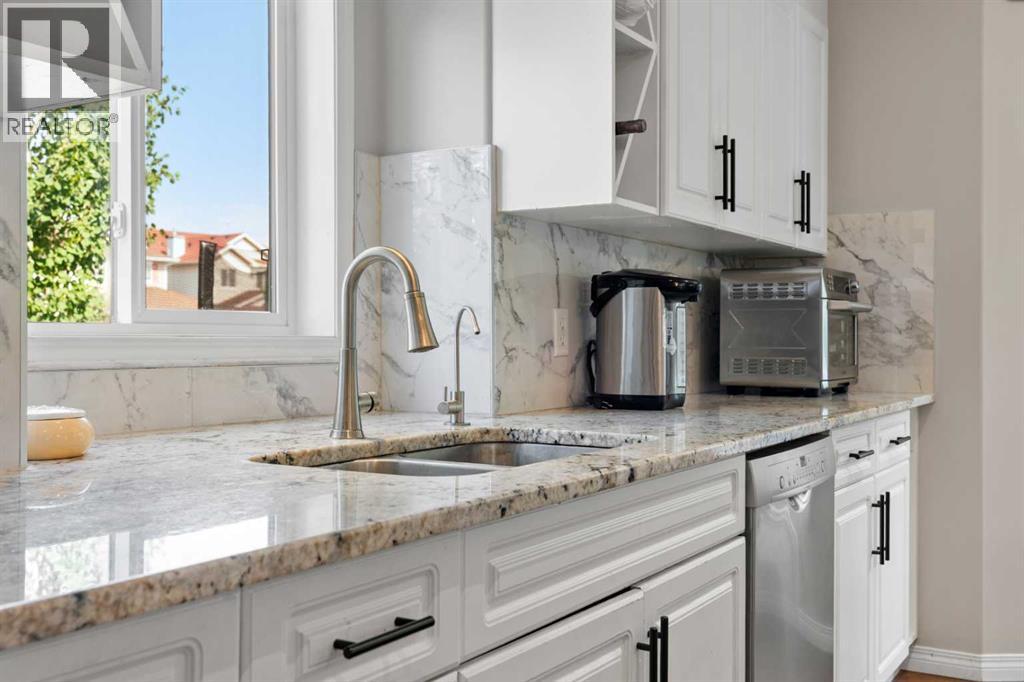 Single Family House for Sale in  Sierra Nevada Green SW Signal Hill Calgary 
