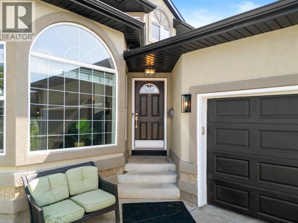Single Family House for Sale in  Sierra Nevada Green SW Signal Hill Calgary 