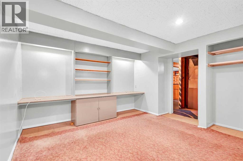 7512 Hunterfield Road NW, Calgary, Alberta