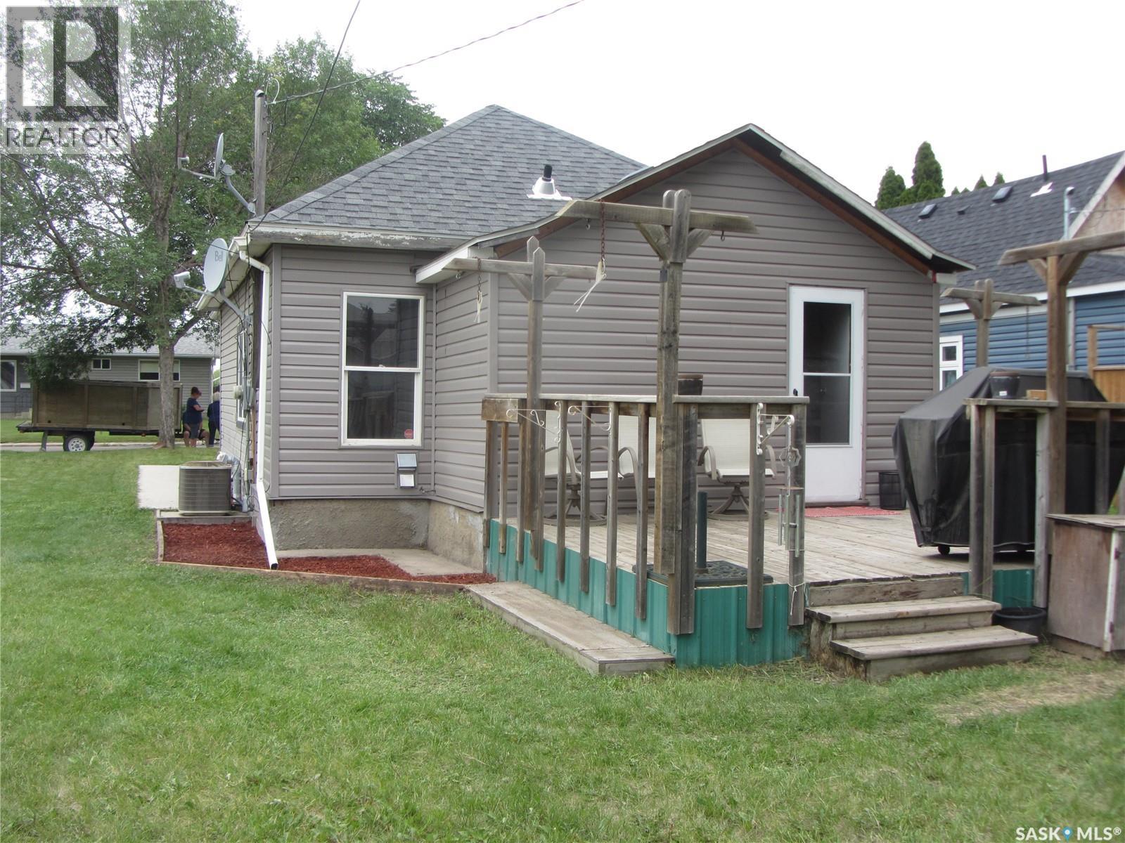 Photo 29 of 916 Weldon Avenue S, Saskatoon SK