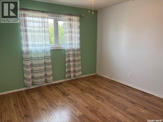 Photo 27 of 864 Mcneil Crescent, Sturgis SK