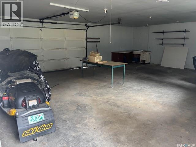 Photo 29 of 864 Mcneil Crescent, Sturgis SK