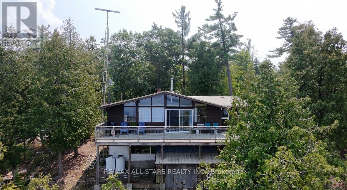 Photo 2 of 149 Lakeside Drive, Kawartha Lakes ON