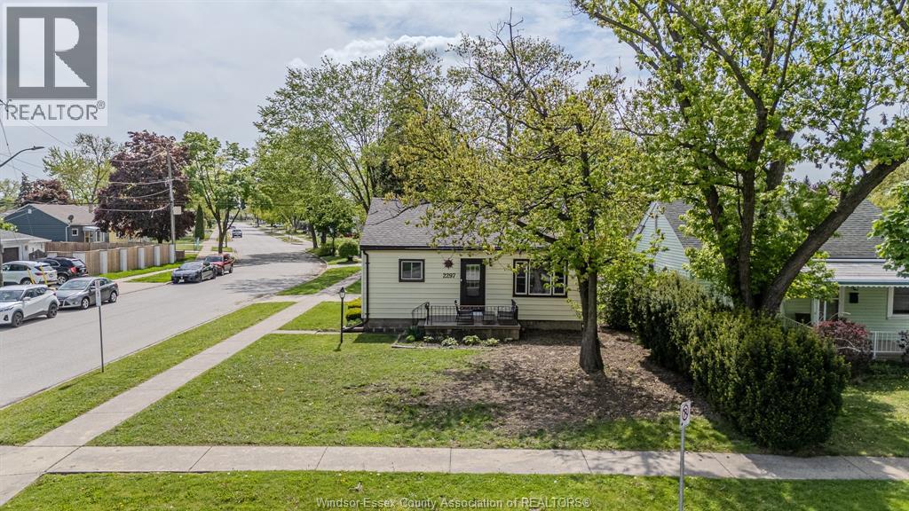 Photo 20 of 2297 Parent, Windsor ON