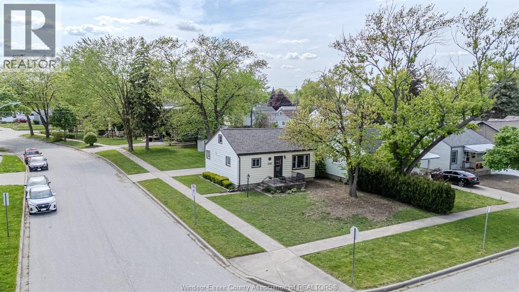 Photo 22 of 2297 Parent, Windsor ON