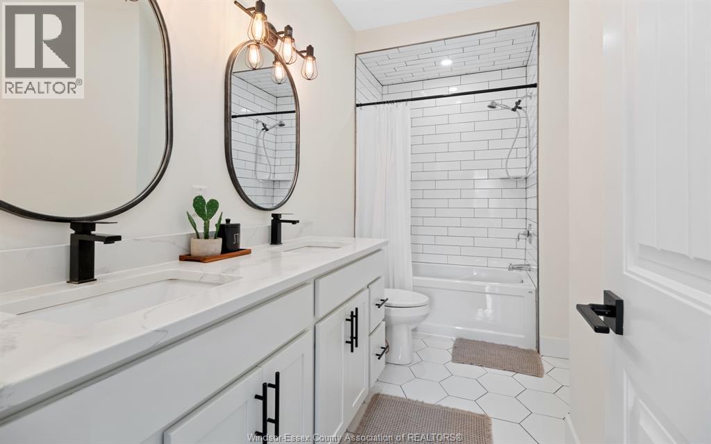 Photo 10 of 105 Conservation Boulevard, Kingsville ON