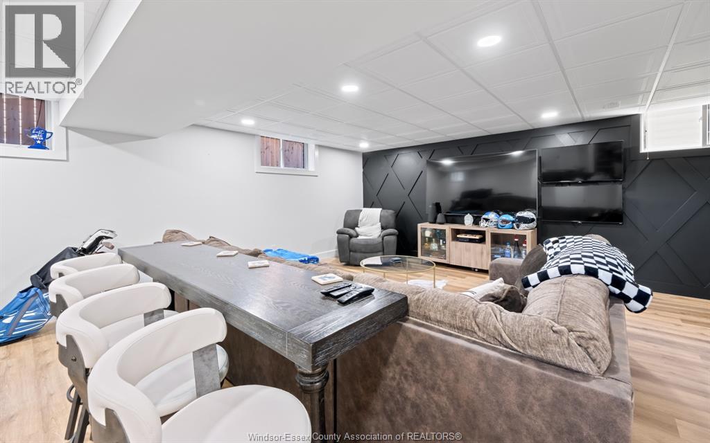 Photo 18 of 105 Conservation Boulevard, Kingsville ON