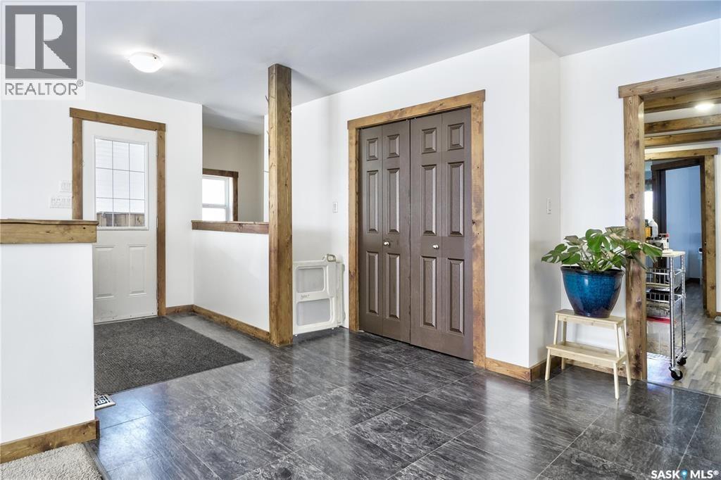 Photo 7 of 213 5th Avenue W, Shellbrook SK