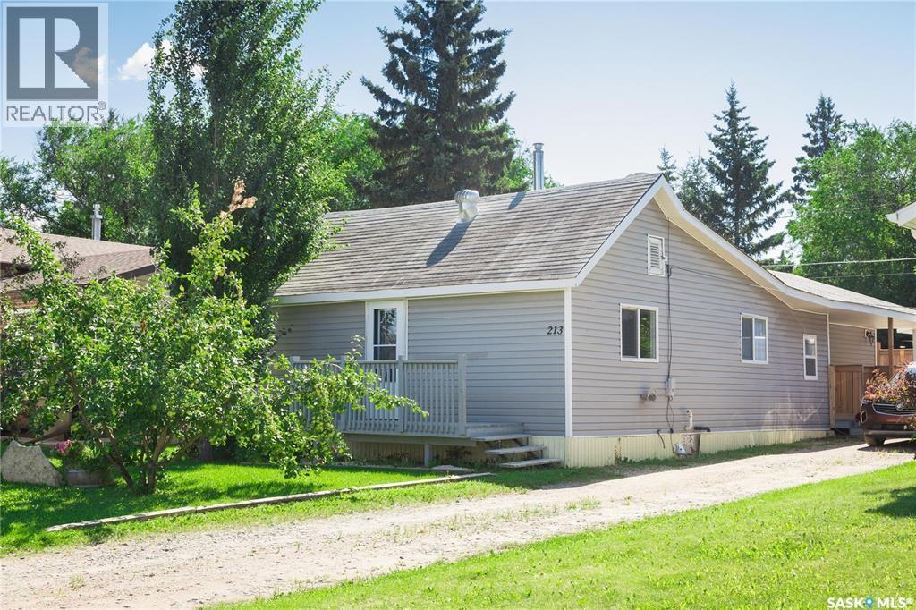 Photo 1 of 213 5th Avenue W, Shellbrook SK