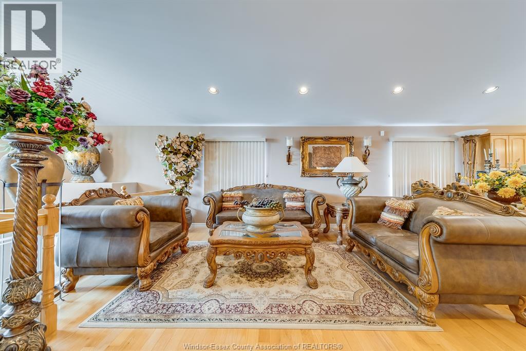 Photo 13 of 762 Newport Crescent, Windsor ON