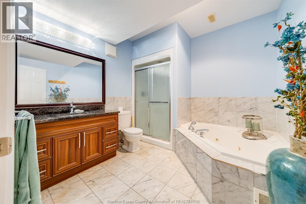 Photo 37 of 762 Newport Crescent, Windsor ON