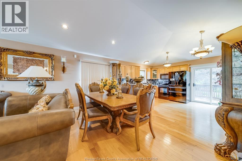 Photo 2 of 762 Newport Crescent, Windsor ON