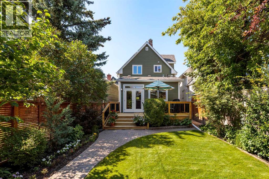 Single Family House for Sale in   Avenue NW Sunnyside Calgary 